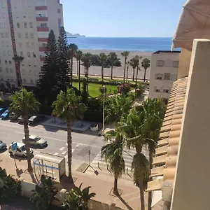 Precioso Atico A Pie De Playa Con Piscina. Motril